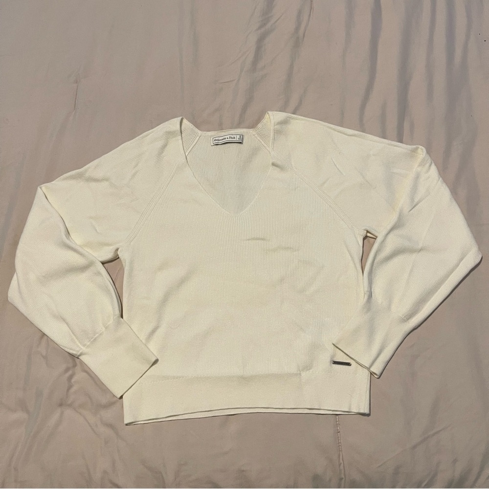 Abercrombie & Fitch Cropped Women's Cream Sweater Size S